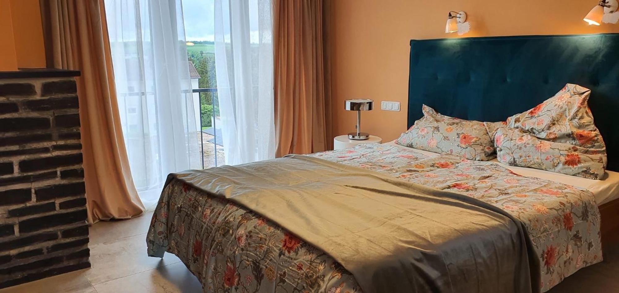 Taunusblick Apartman Bad Camberg Kültér fotó